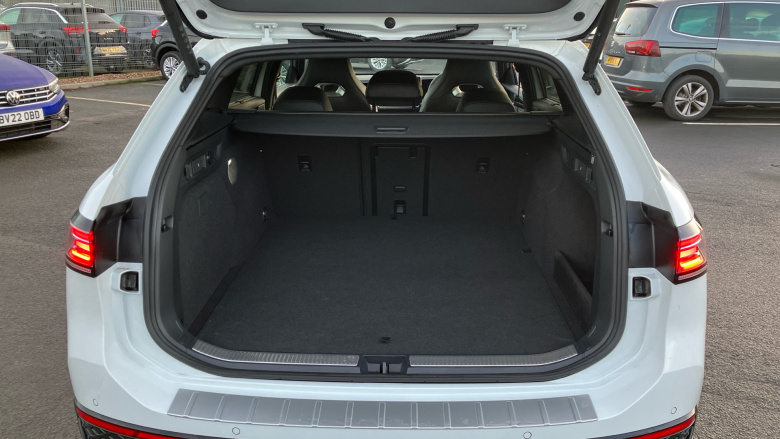 Volkswagen Passat 1.5 TSI eHybrid 272 R-Line 5dr DSG Estate